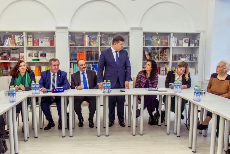 Inaugurata la “Biblioteca Italia” a San Pietroburgo 